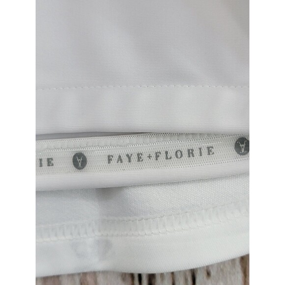 BF Women's Large Faye + Florie White Skull & Crossbones Golf Skort Skirt Shorts - Picture 5 of 7